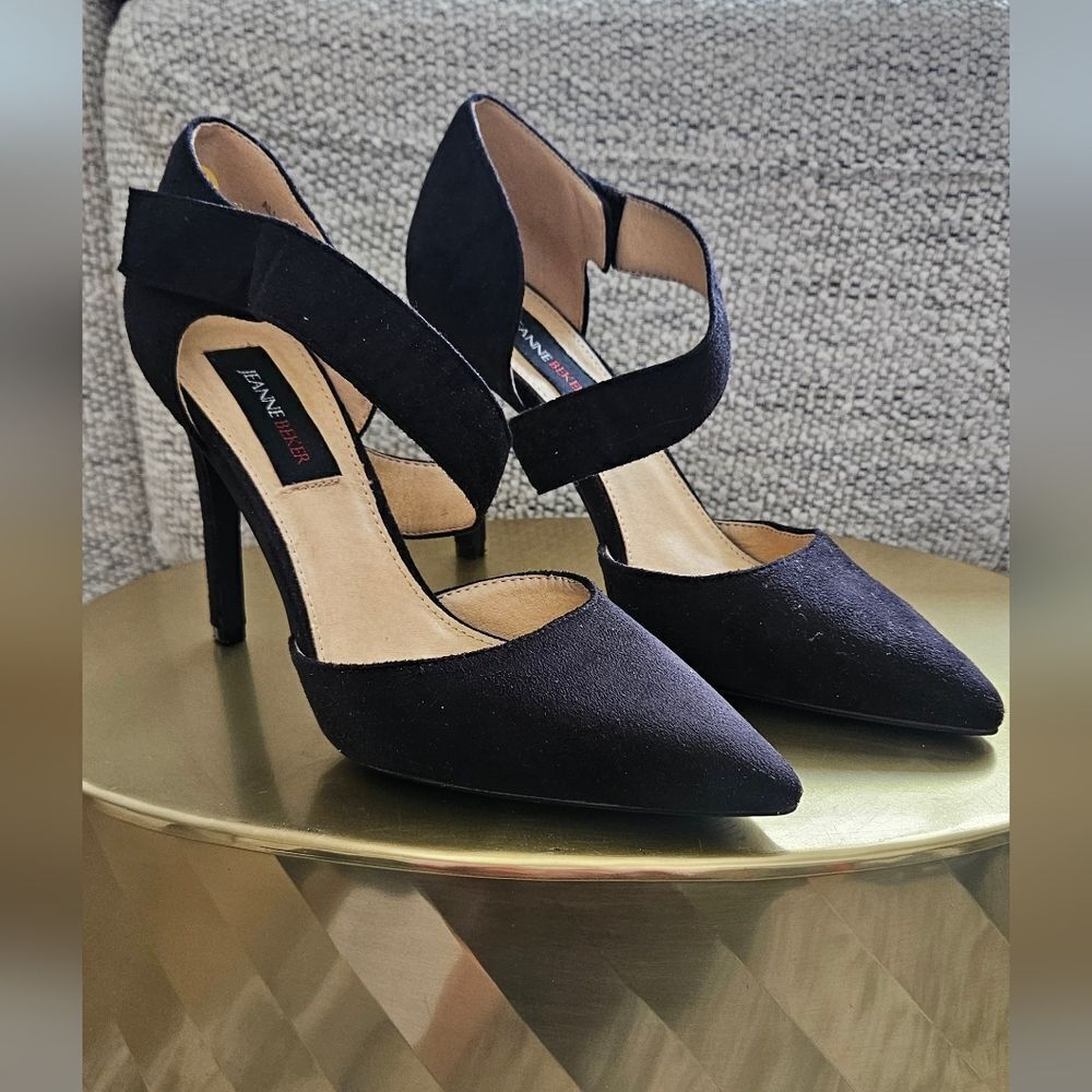 Jeanne beker black suede feel heel